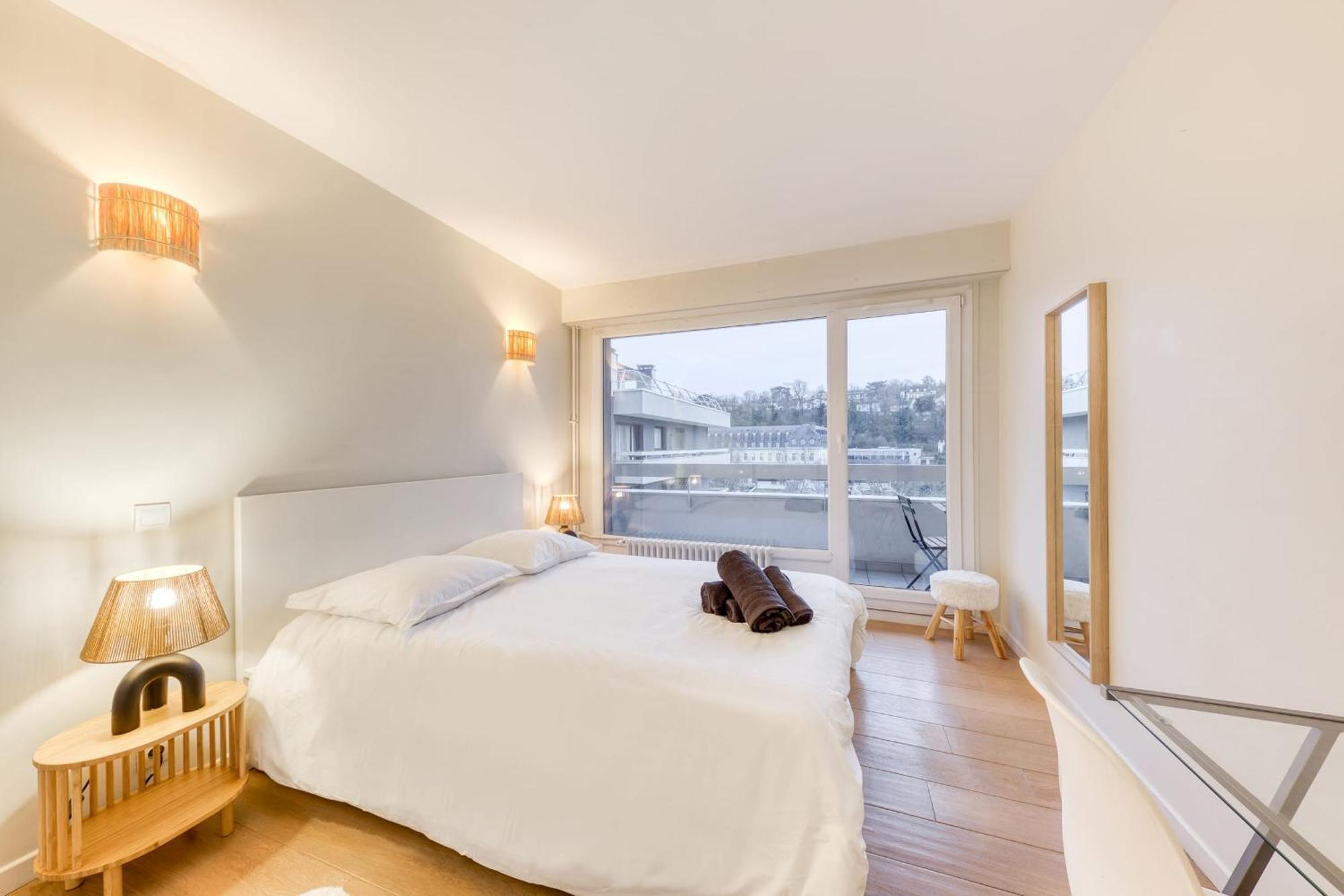 Grand Appartement Spacieux - Proche Paris سُفرْ المظهر الخارجي الصورة